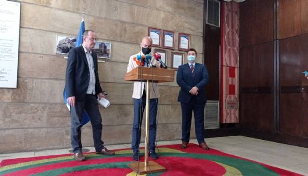 U BiH za 24 sata više od 2.000 zaraženih - Krizni štab FBiH objavio nove mjere zbog pogoršanja stanja